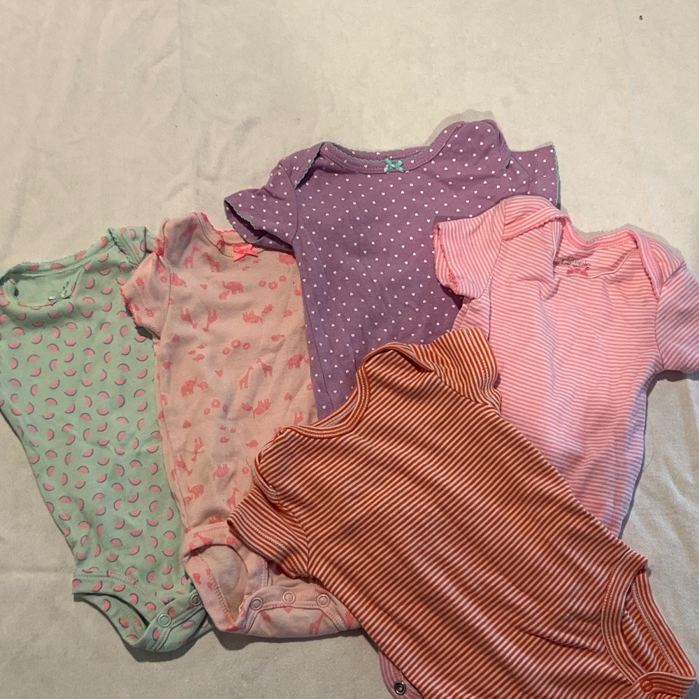 Onsie size 0-3
